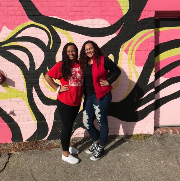 Meet your Posher, Lolo - Picture 1 of 1